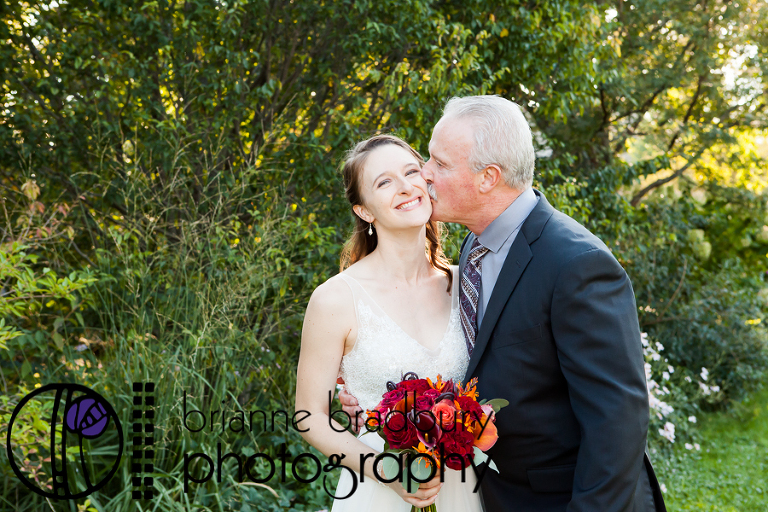 brianne-bradbury-photography-morton-arboretum-fall-wedding-25